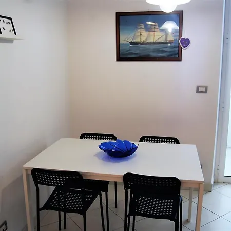 Costa Del Molo - Casa E Lavoro Vado Ligure